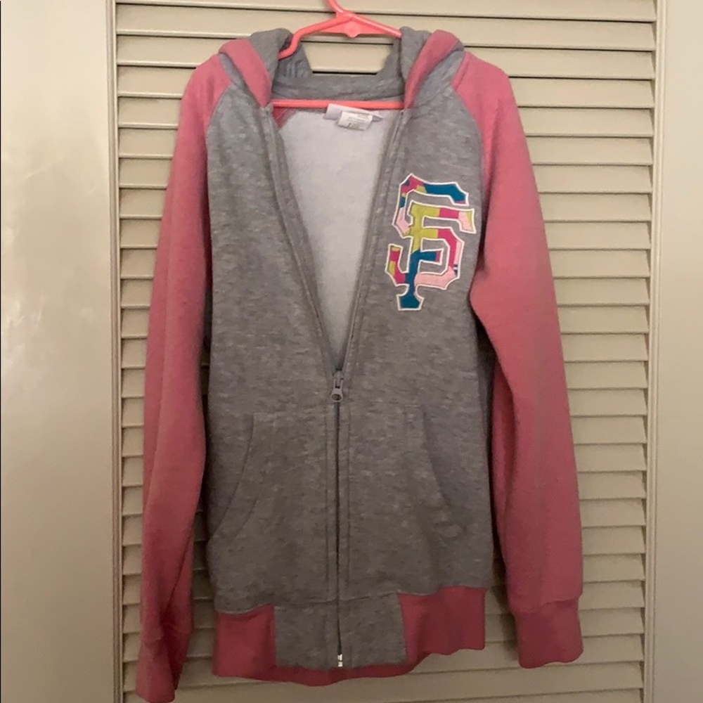 San Francisco Giants sweatshirt